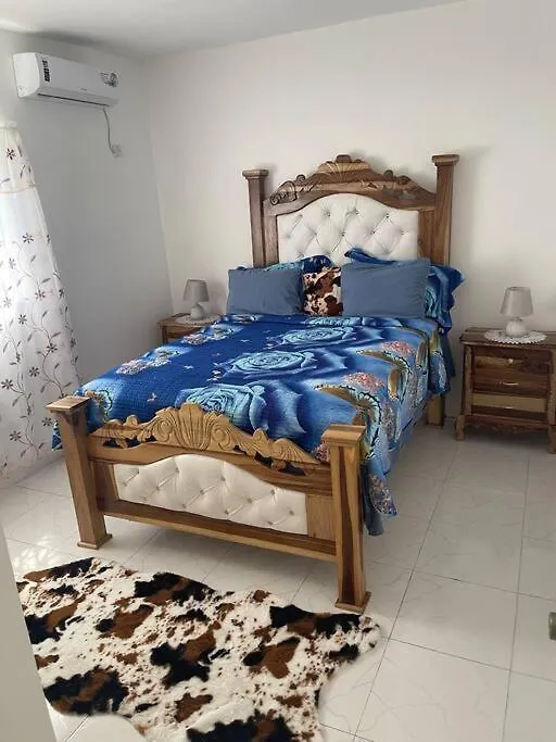 Mount Royal Estate Cozy Comfort Portmore 0*,  Jamaica